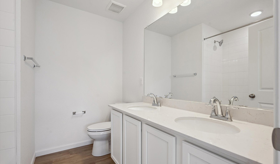 Bathroom of the Lapis floor plan