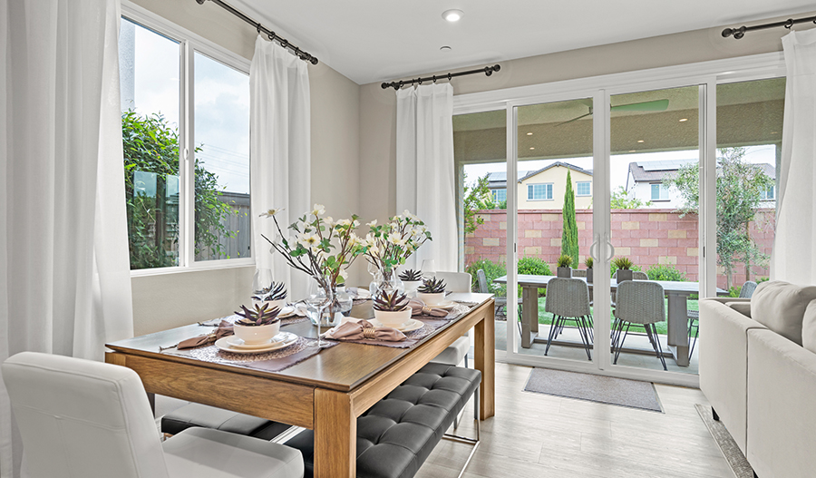 Dining of the Amethyst floor plan