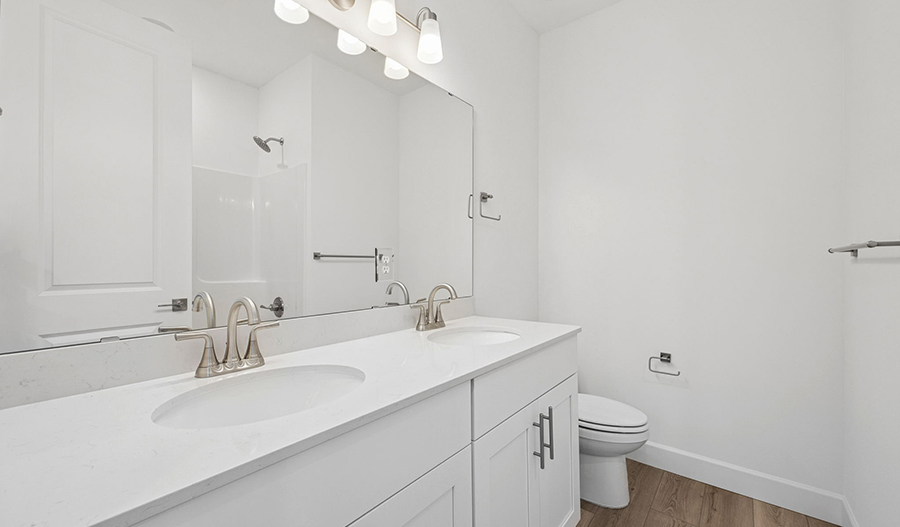 Bathroom of the Lapis floor plan