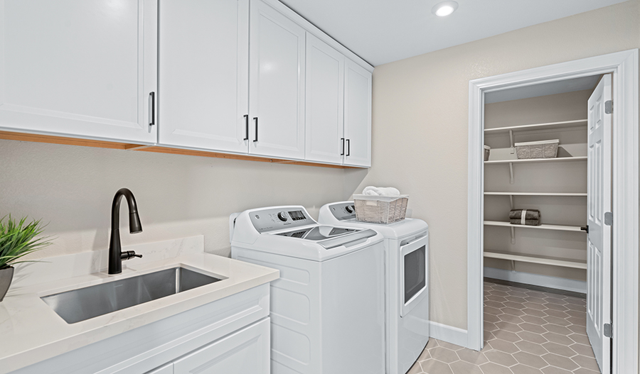 Laundry Room of the Pearl floor plan