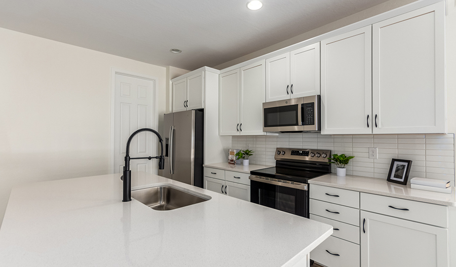 Kitchen of the Sunstone floor plan