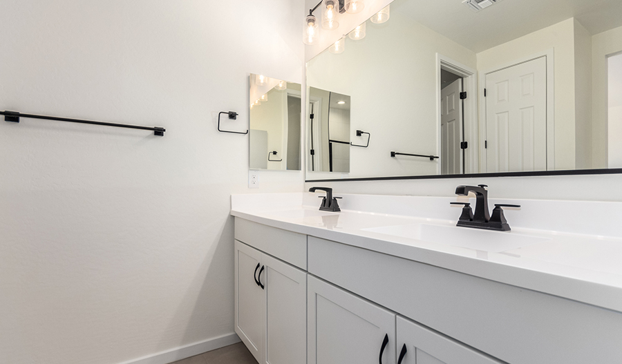 Bathroom of the Sunstone floor plan
