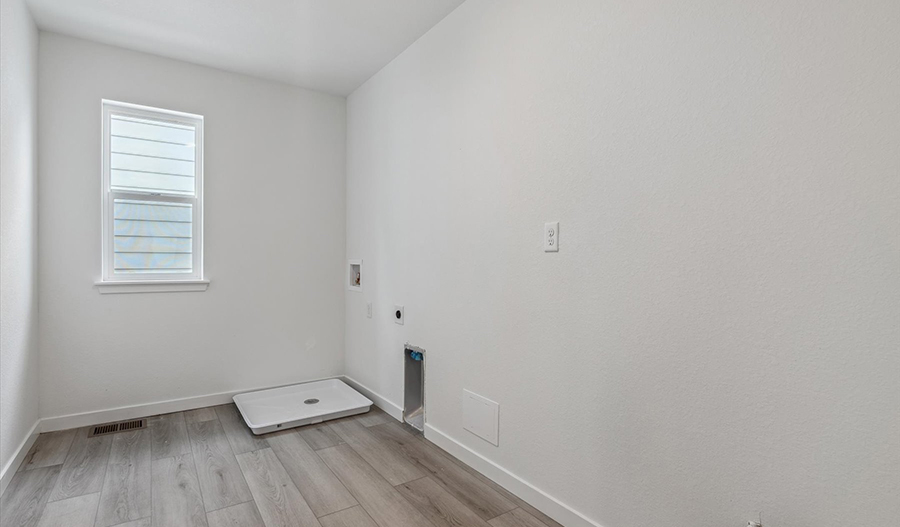 Laundry of the Laurel floor plan
