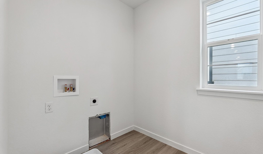 Laundry of the Layla floor plan