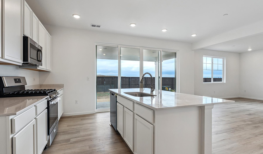 Kitchen of the Lapis floor plan