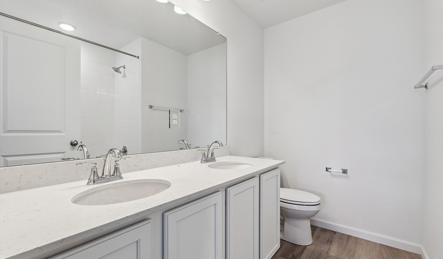 Bathroom of the Lapis floor plan