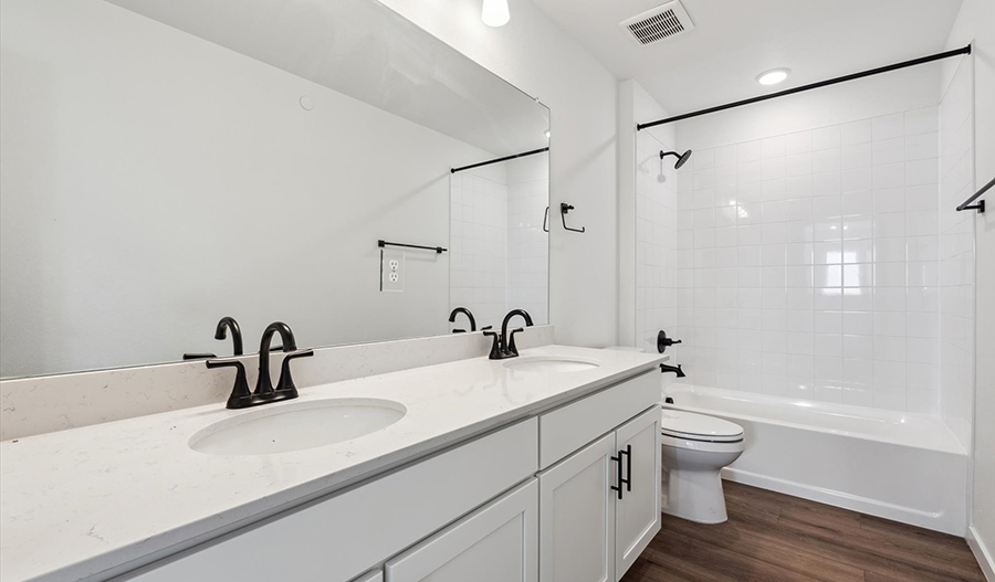 Bathroom of the Laurel floor plan