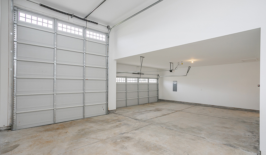 Garage of the Bronze floor plan