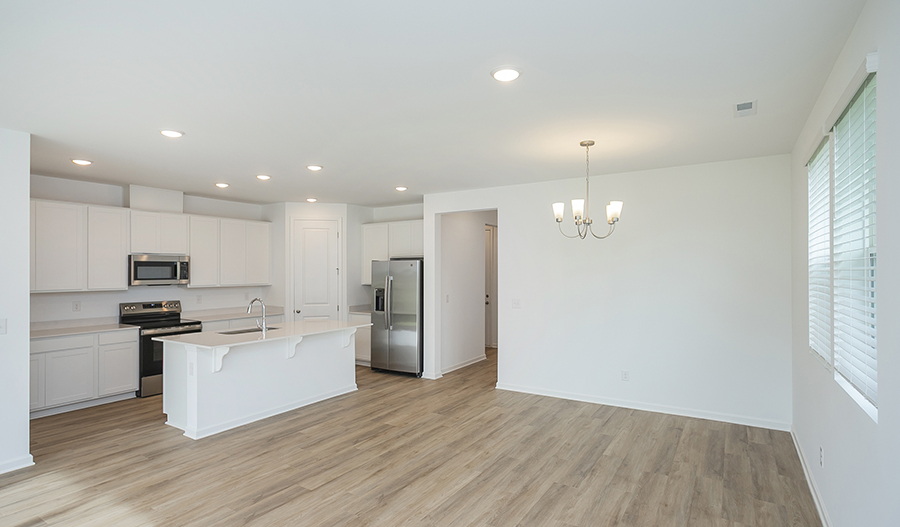 Dining Area of the Bronze floor plan