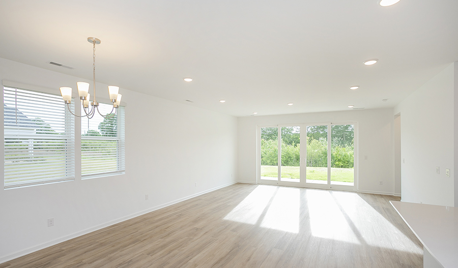 Dining Area of the Bronze floor plan