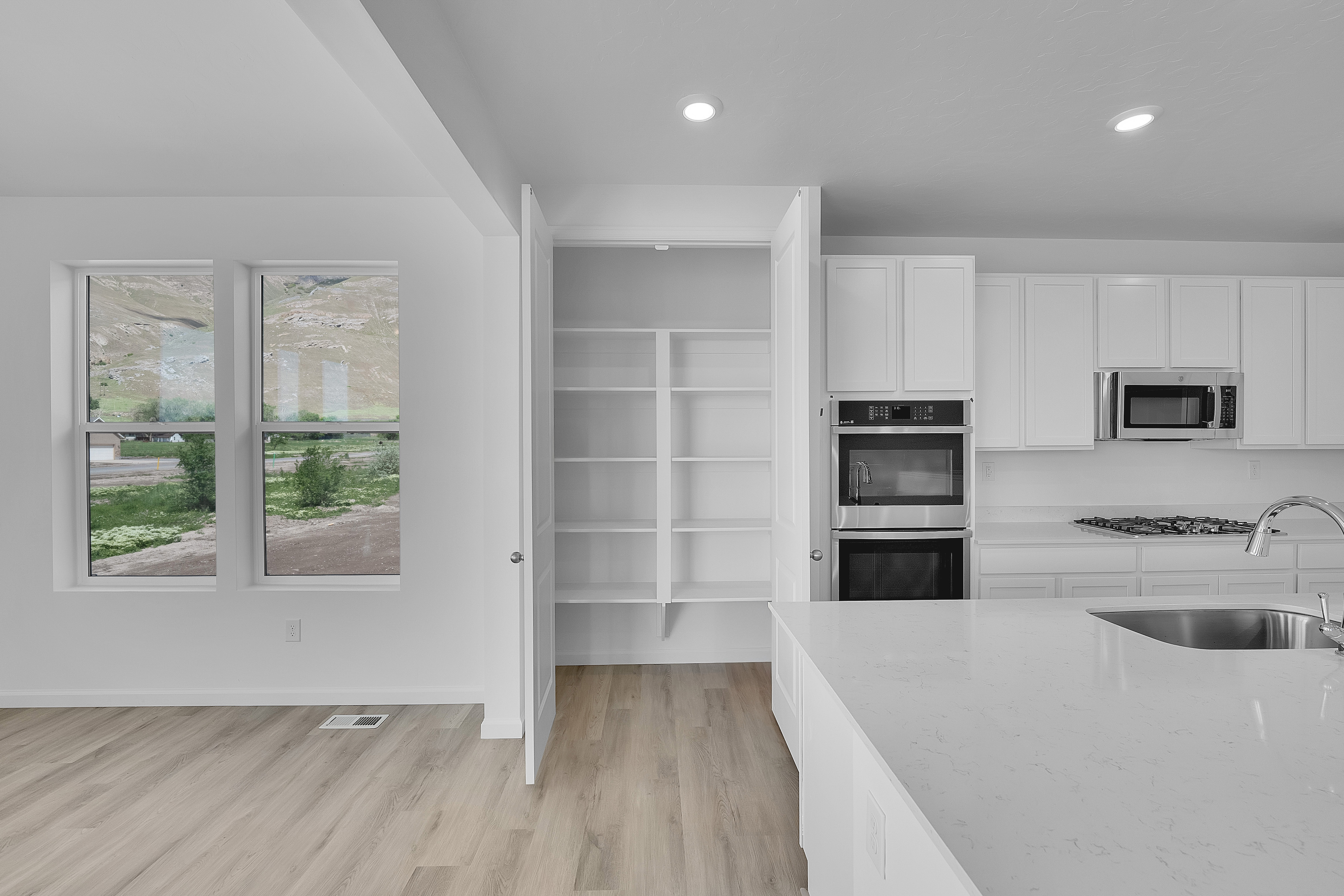 Kitchen of the Bryce floor plan