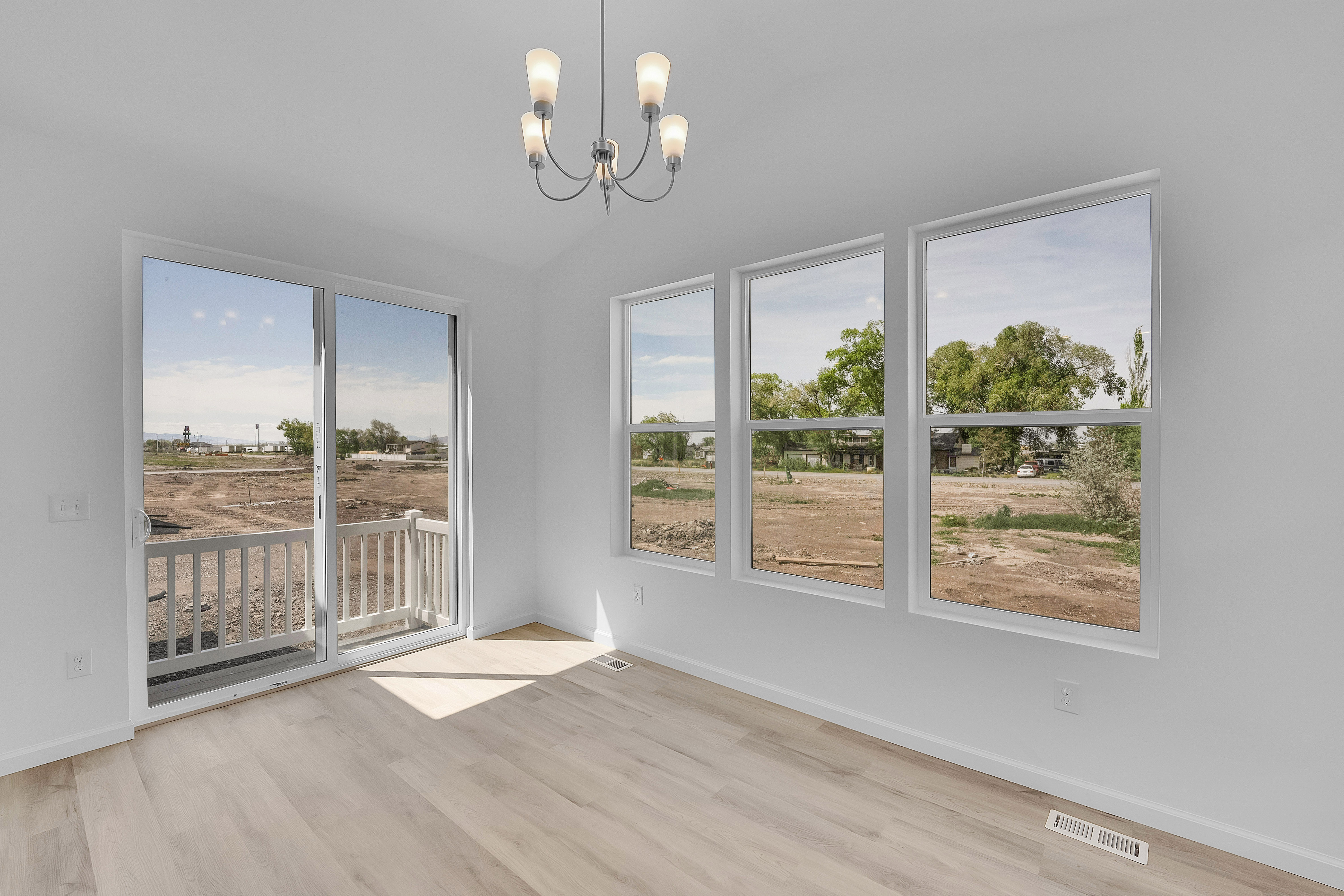 Sunroom of the Bryce floor plan