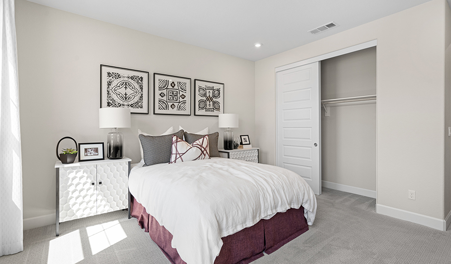 Bedroom of the Ammolite floor plan