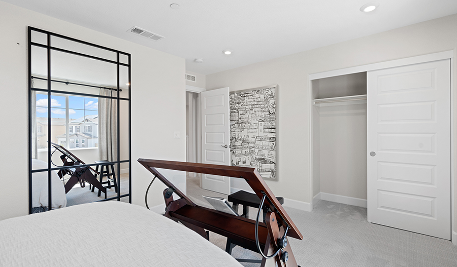 Bedroom of the Ammolite floor plan
