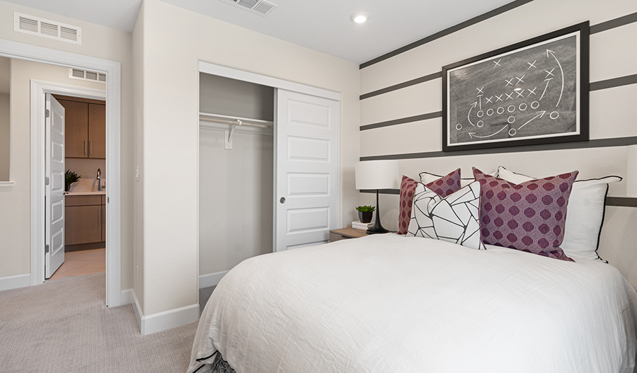 Bedroom of the Ammolite floor plan