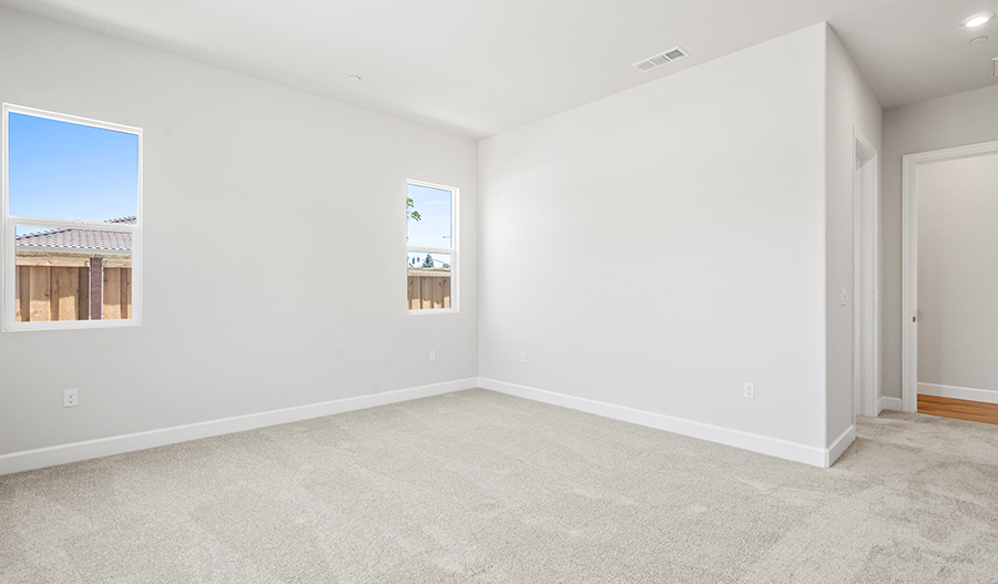 Bedroom of the Decker floor plan