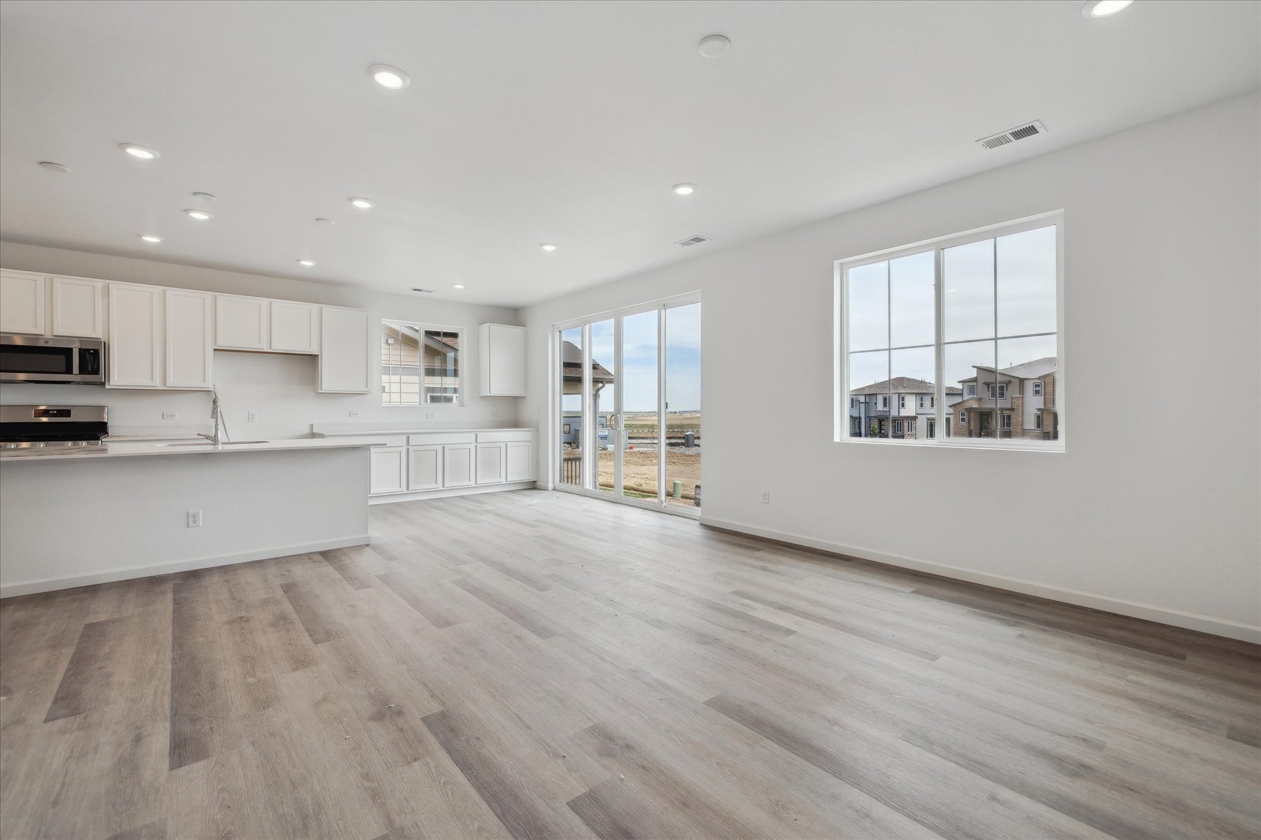 Dining Area of the CitrineDuo floor plan
