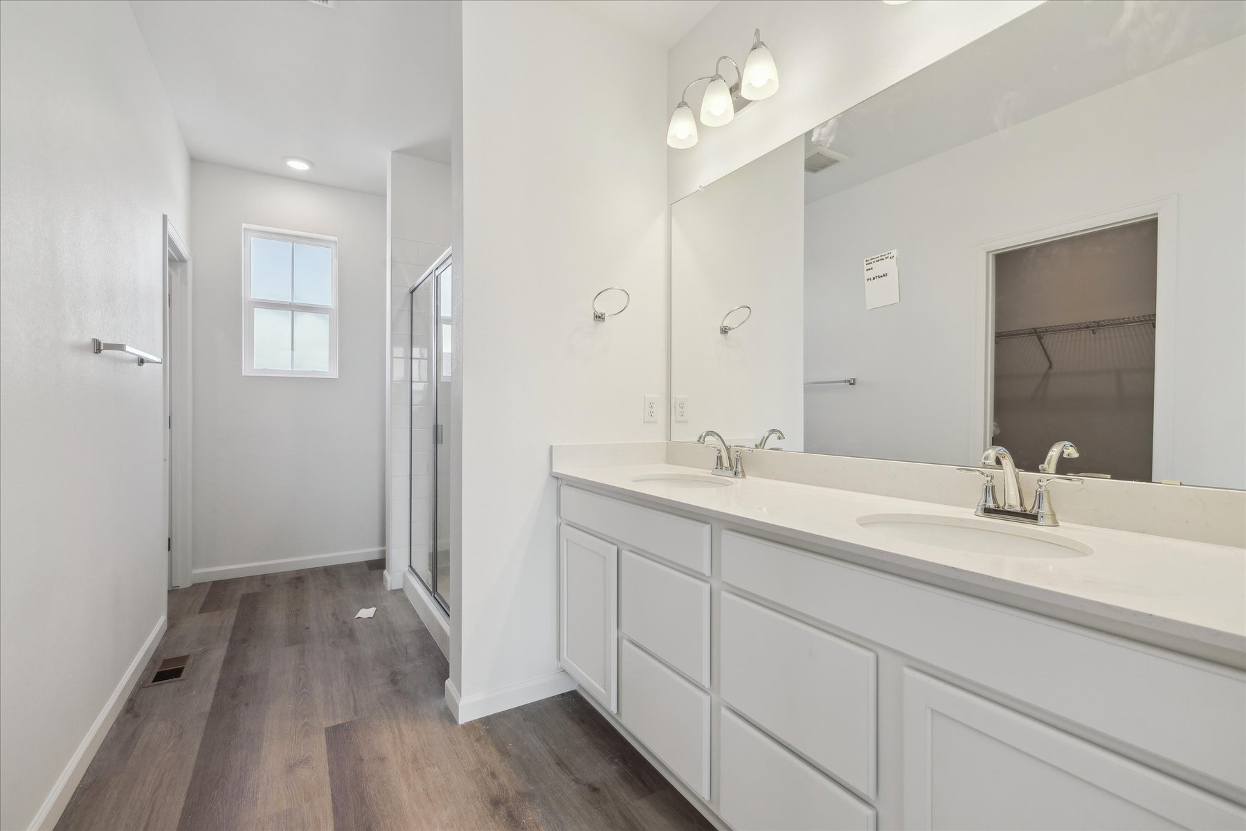 Bathroom of the CitrineDuo floor plan