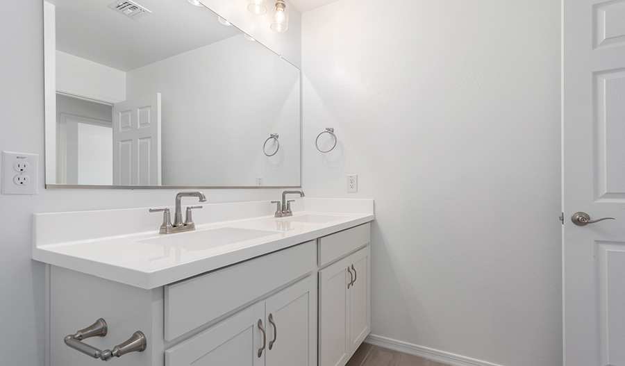 Bathroom of the Pearl floor plan