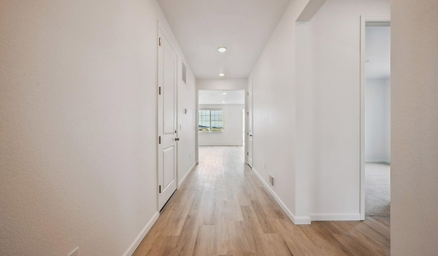 Entry of the Noble floor plan