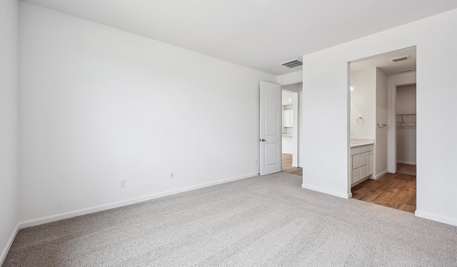 Bedroom of the LynwoodIIDuo floor plan