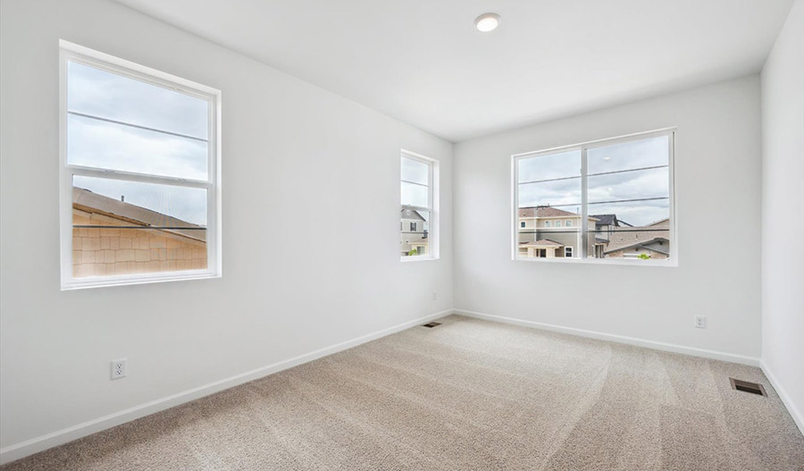 Bedroom of the LynwoodIIDuo floor plan