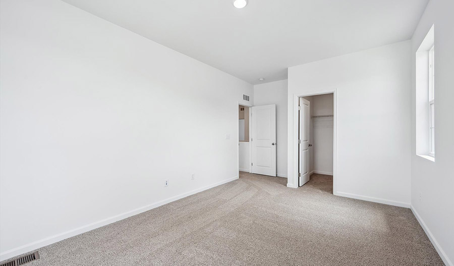 Bedroom of the LynwoodIIDuo floor plan