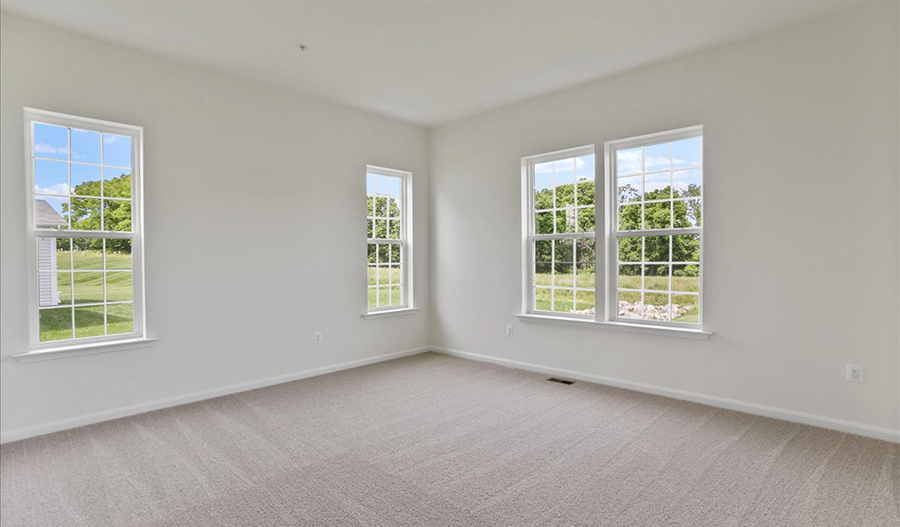 Bedroom of the Decker floor plan
