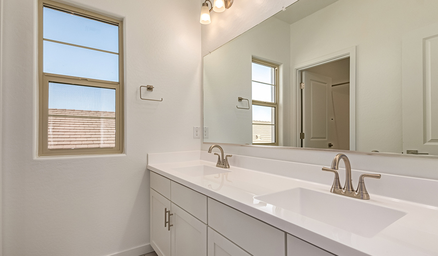 Bathroom of the Yorktown floor plan