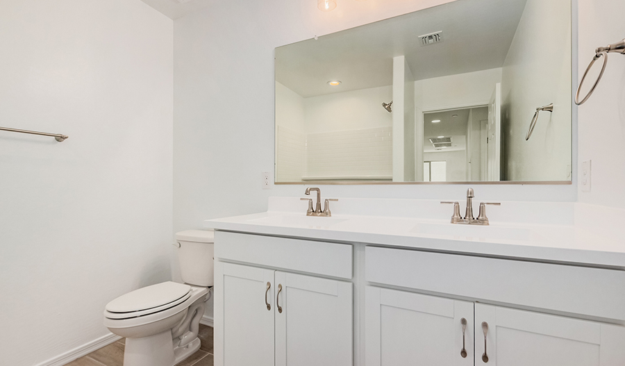 Pearl-Lot11-Olive Bathroom of the  Pearl floor plan