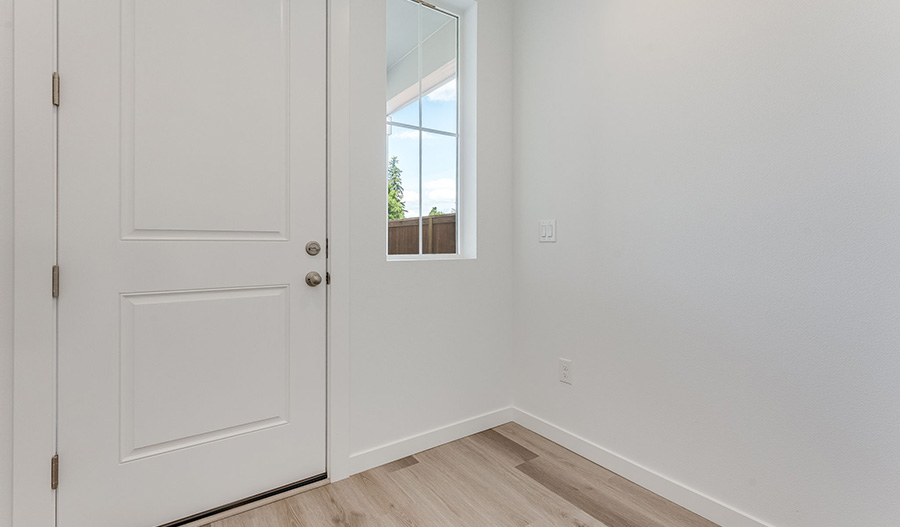 Entry of the Valerie floor plan