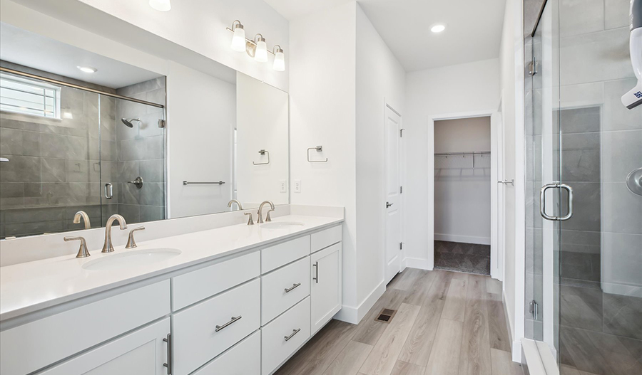 Bathroom of the Julien floor plan