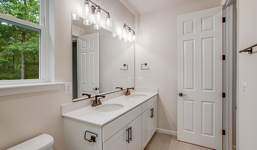 Bathroom of the Alexandrite floor plan