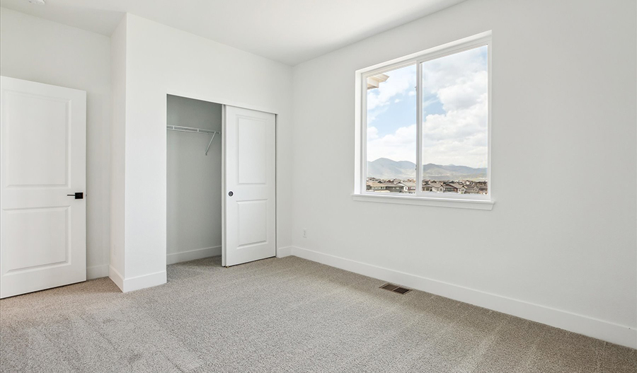 Bedroom of the Julien floor plan