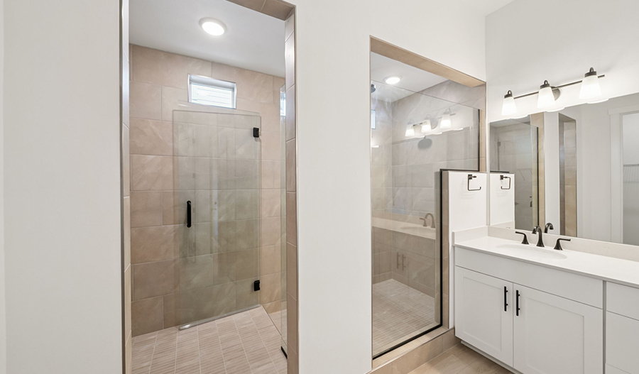 Bathroom of the Decker floor plan