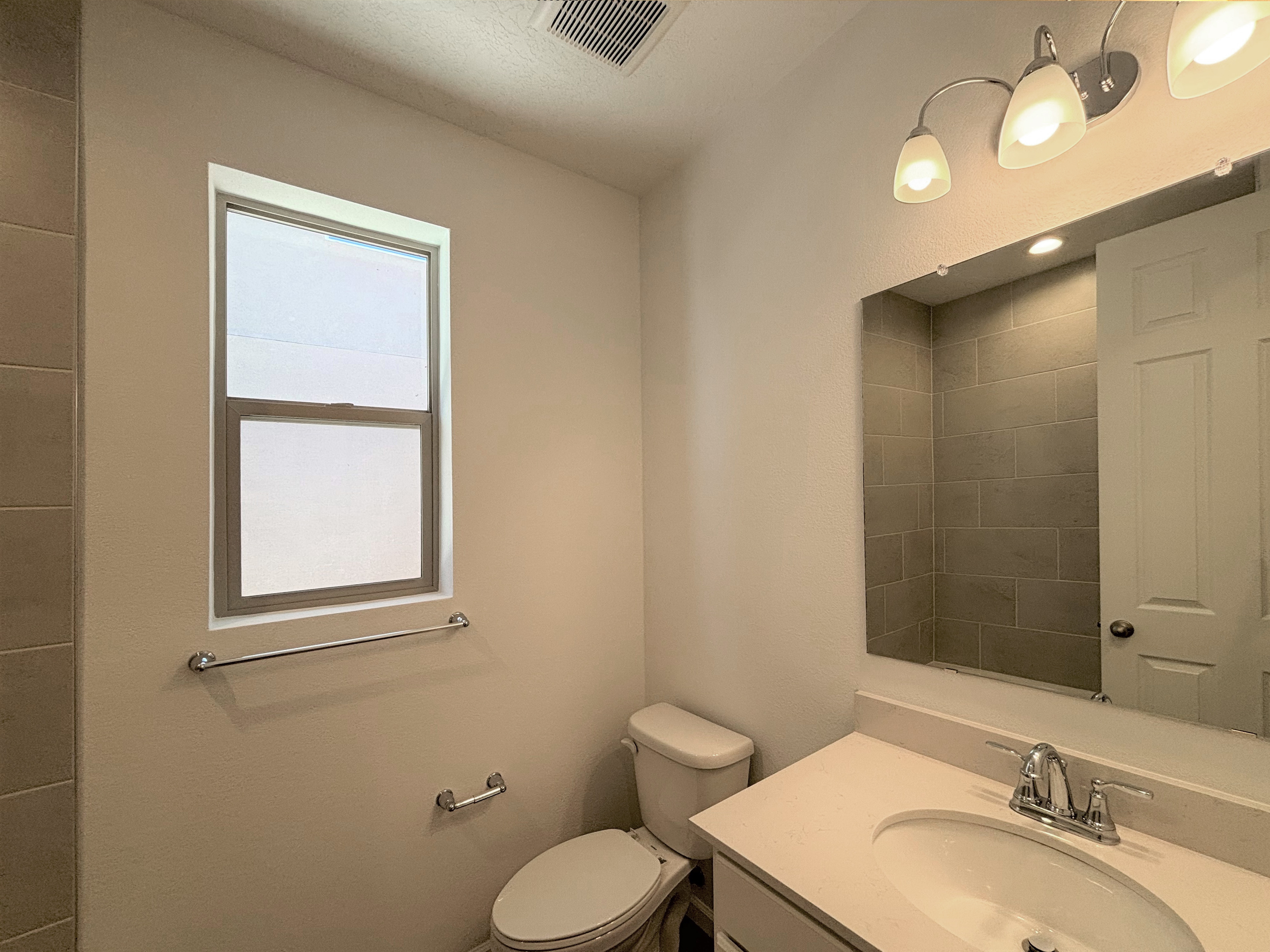 Bathroom of the Slate floor plan