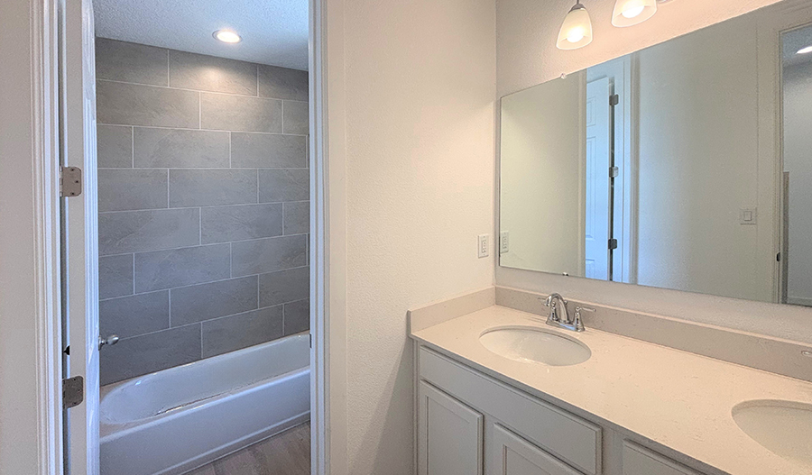 Bathroom of the Larimar floor plan