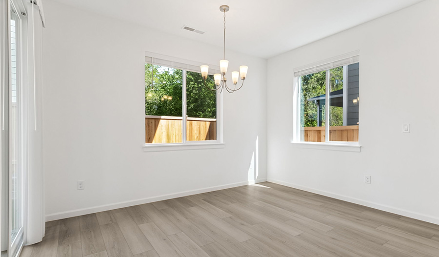 Dining of the Lowell floor plan