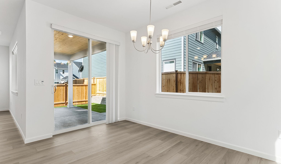 Dining of the Lowell floor plan