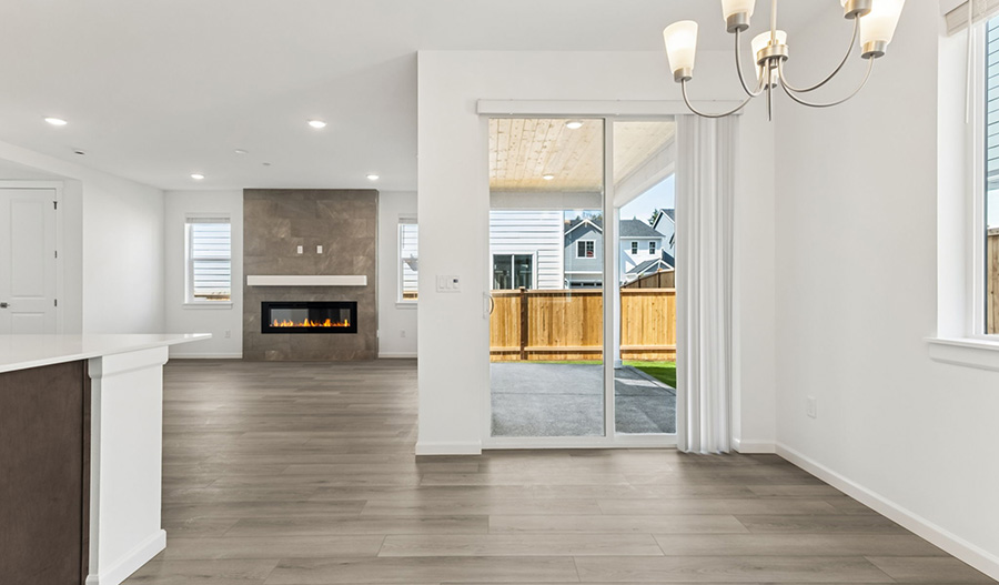 Dining of the Lowell floor plan
