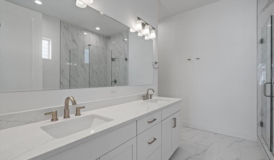 Bathroom of the Arlington floor plan