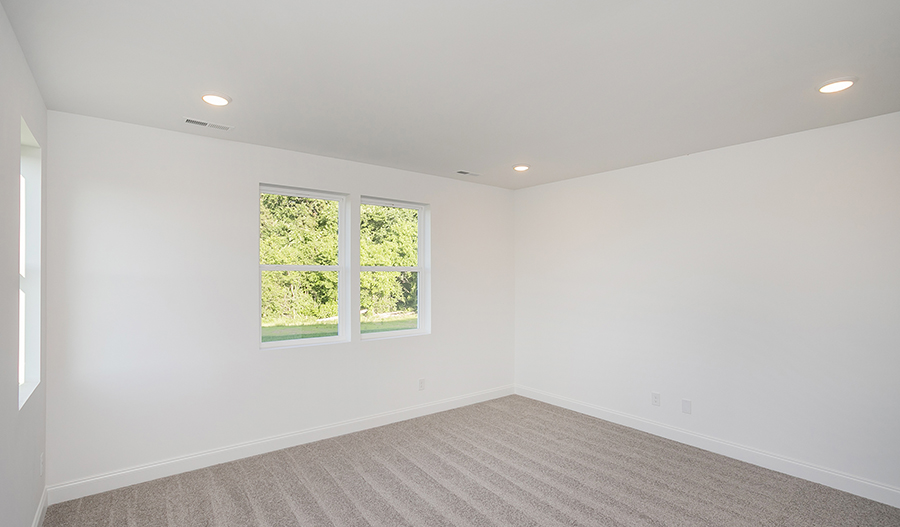 Bedroom of the Decker floor plan
