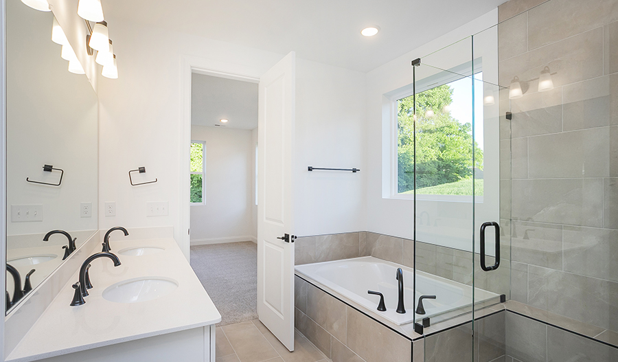  Bathroom of the Denali floor plan