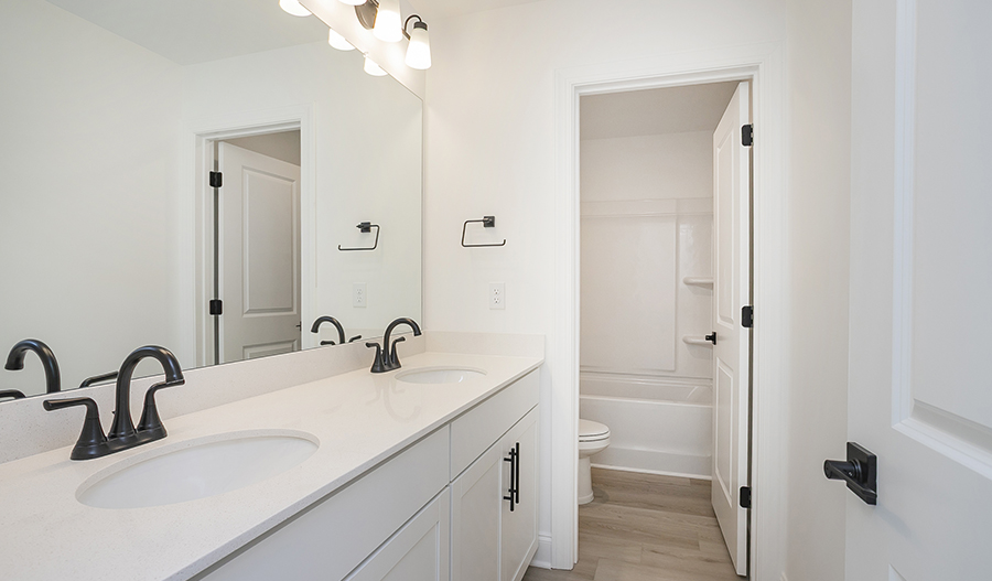 Bathroom of the Denali floor plan
