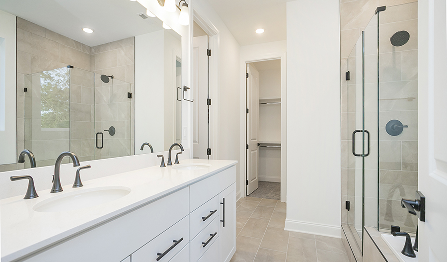 Bathroom of the Denali floor plan