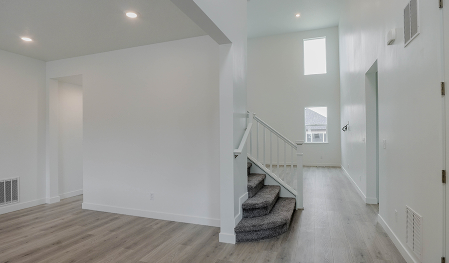 Entry of the Jessica floor plan