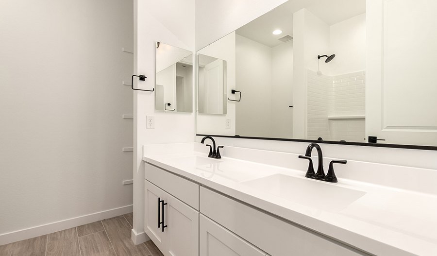 Bathroom of the Sapphire floor plan