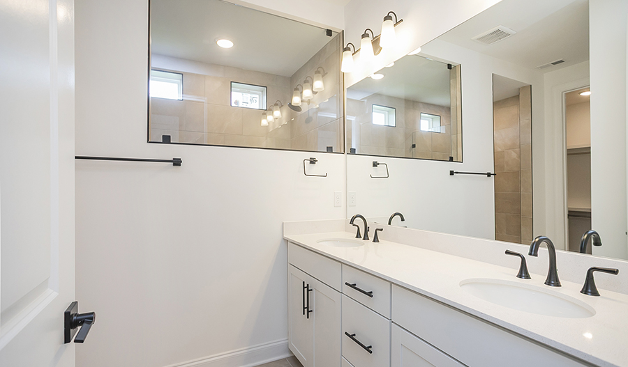 Bathroom of the Decker floor plan