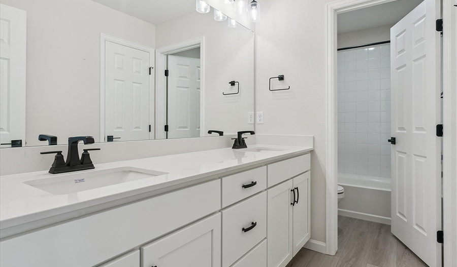 Bathroom of the Dillon floor plan