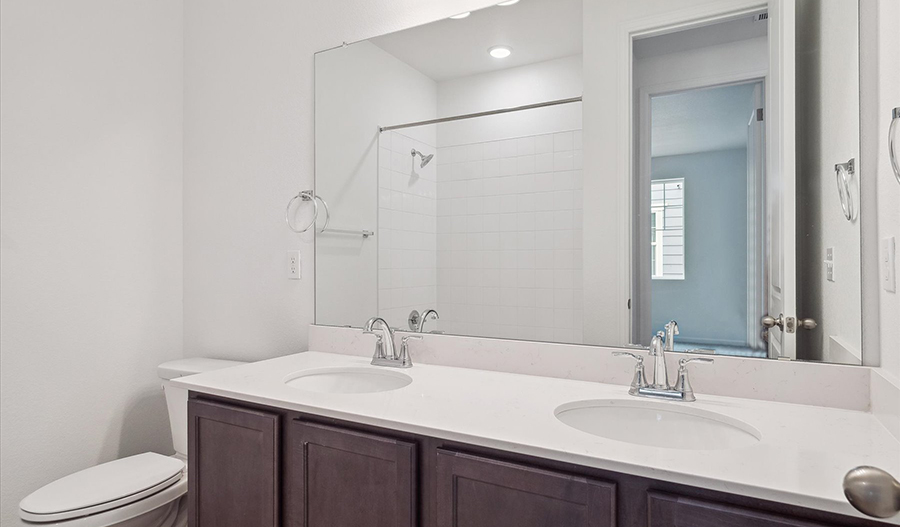 Bathroom of the Alexandrite floor plan